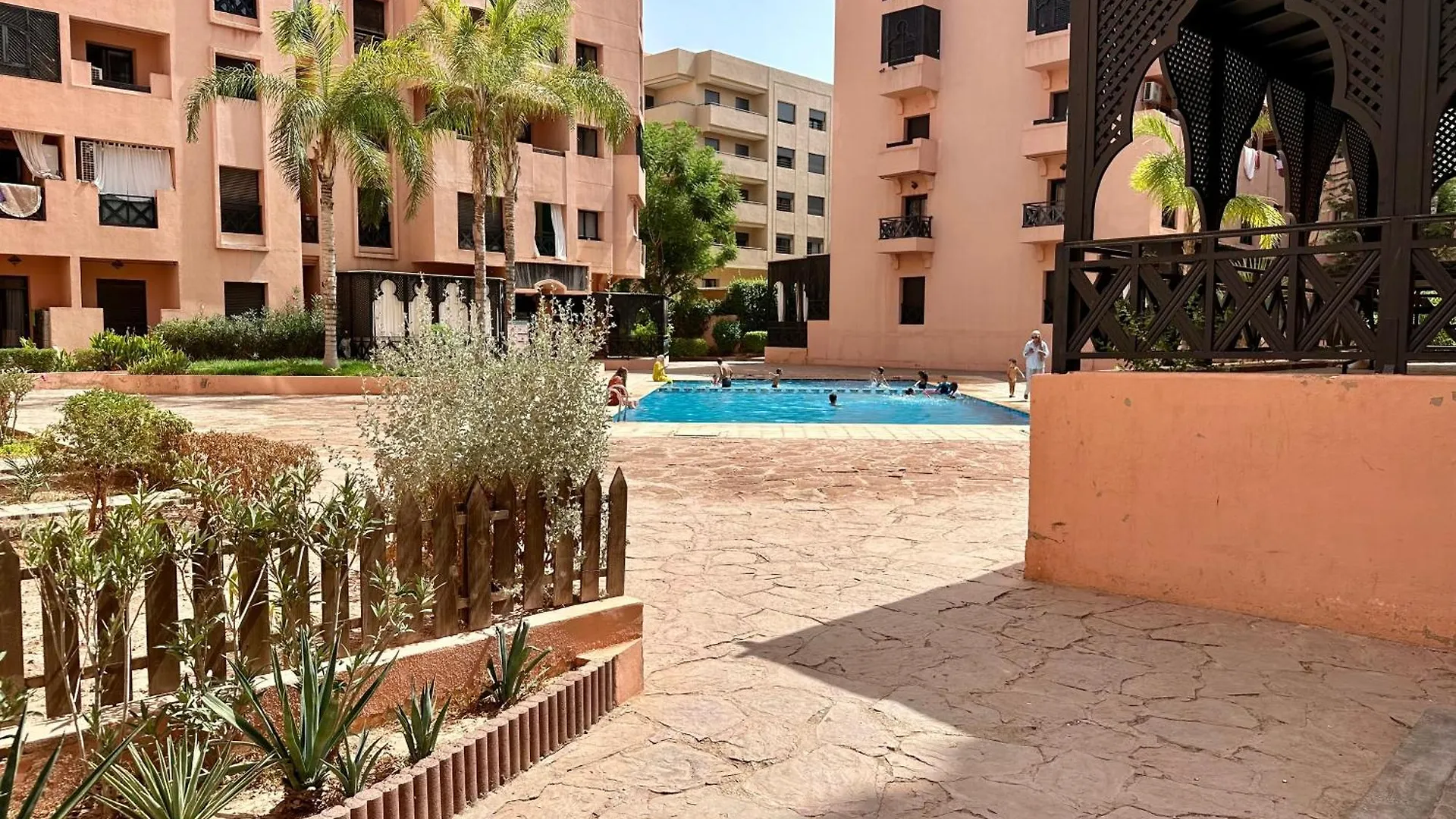 Oasi Di Relax Con Terrazza Vista Piscina Apartment Marrakesh Morocco