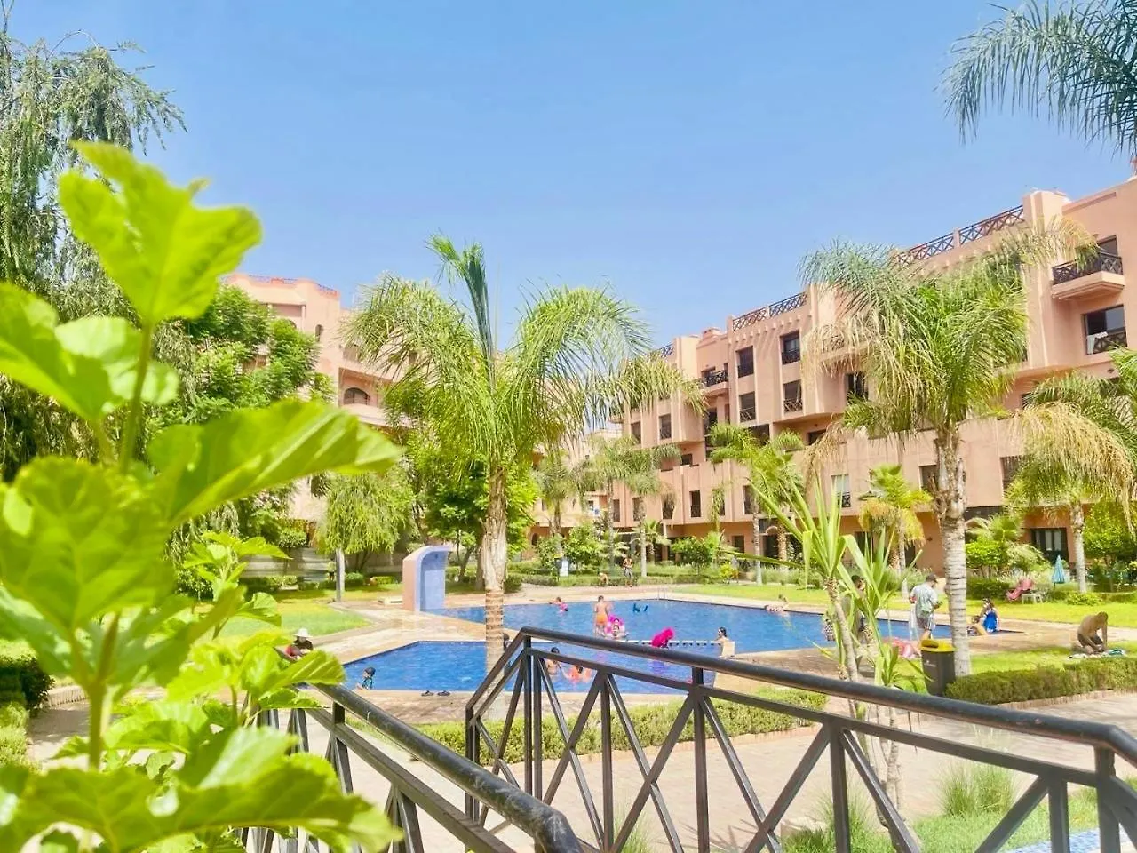 Oasi Di Relax Con Terrazza Vista Piscina Apartment Marrakesh Morocco